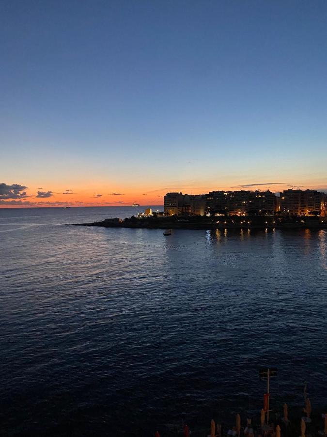 F8 1 Seaview Room, Living And Bathroom Shared , Stjulians Saint Julian's Luaran gambar