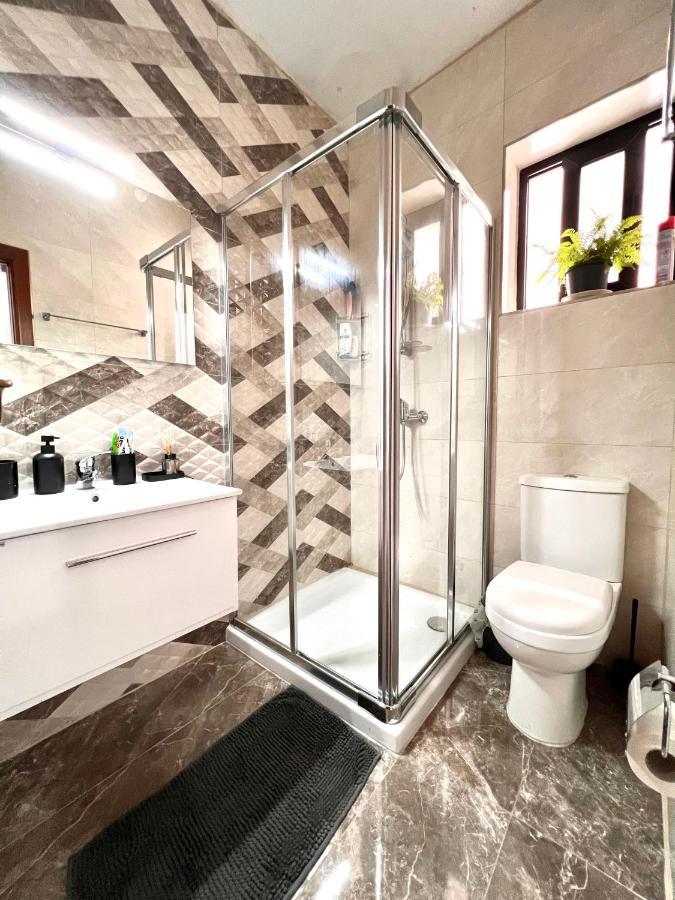 F8 1 Seaview Room, Living And Bathroom Shared , Stjulians Saint Julian's Luaran gambar